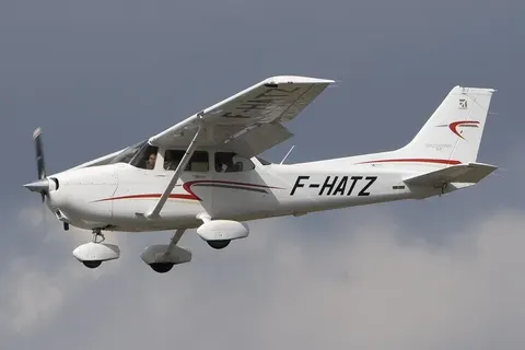 В Угорщині викрали Cessna, що летіла до АЕС: підняли винищувачі