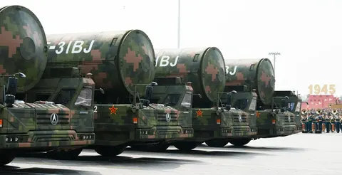 Світ опинився на порозі нової ядерної гонки: чому це сталося