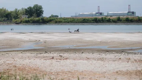 Угорщина відновлює роботу АЕС «Пакш» після підйому рівня води в Дунаї