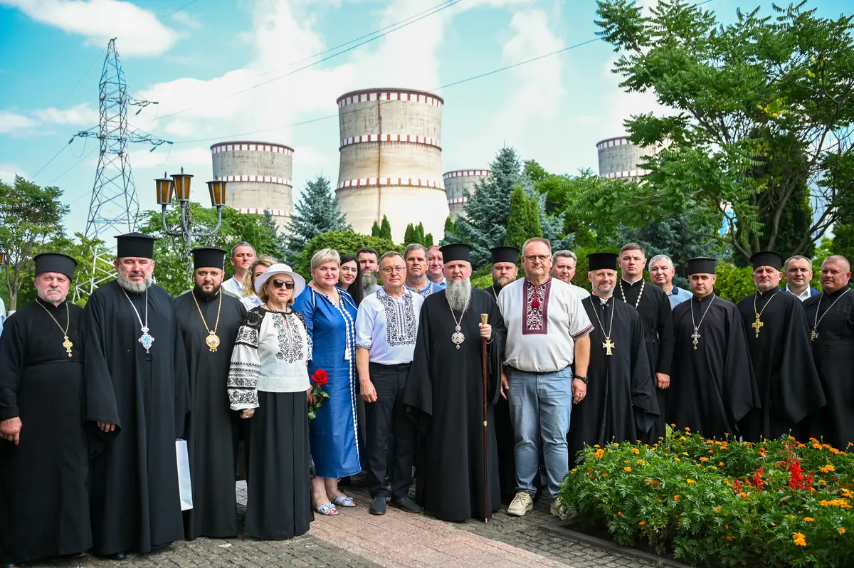 Митрополит Епіфаній відвідав Рівненську АЕС і зустрівся з працівниками